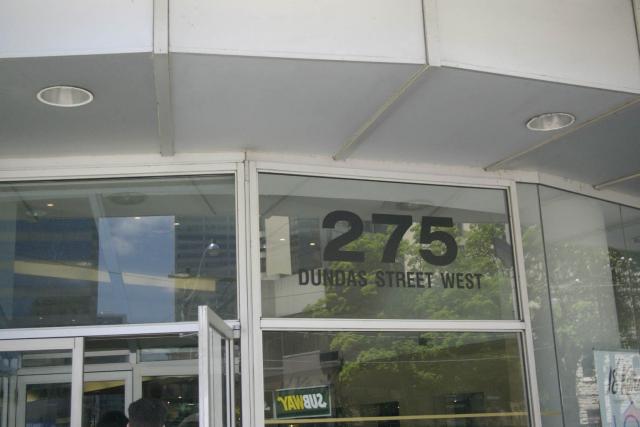 275 Dundas Street West